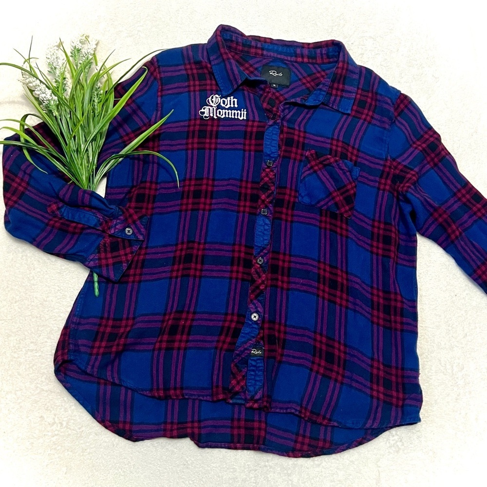 Rails Plaid Hunter 'Goth Mommji' Button Down Top - XL
